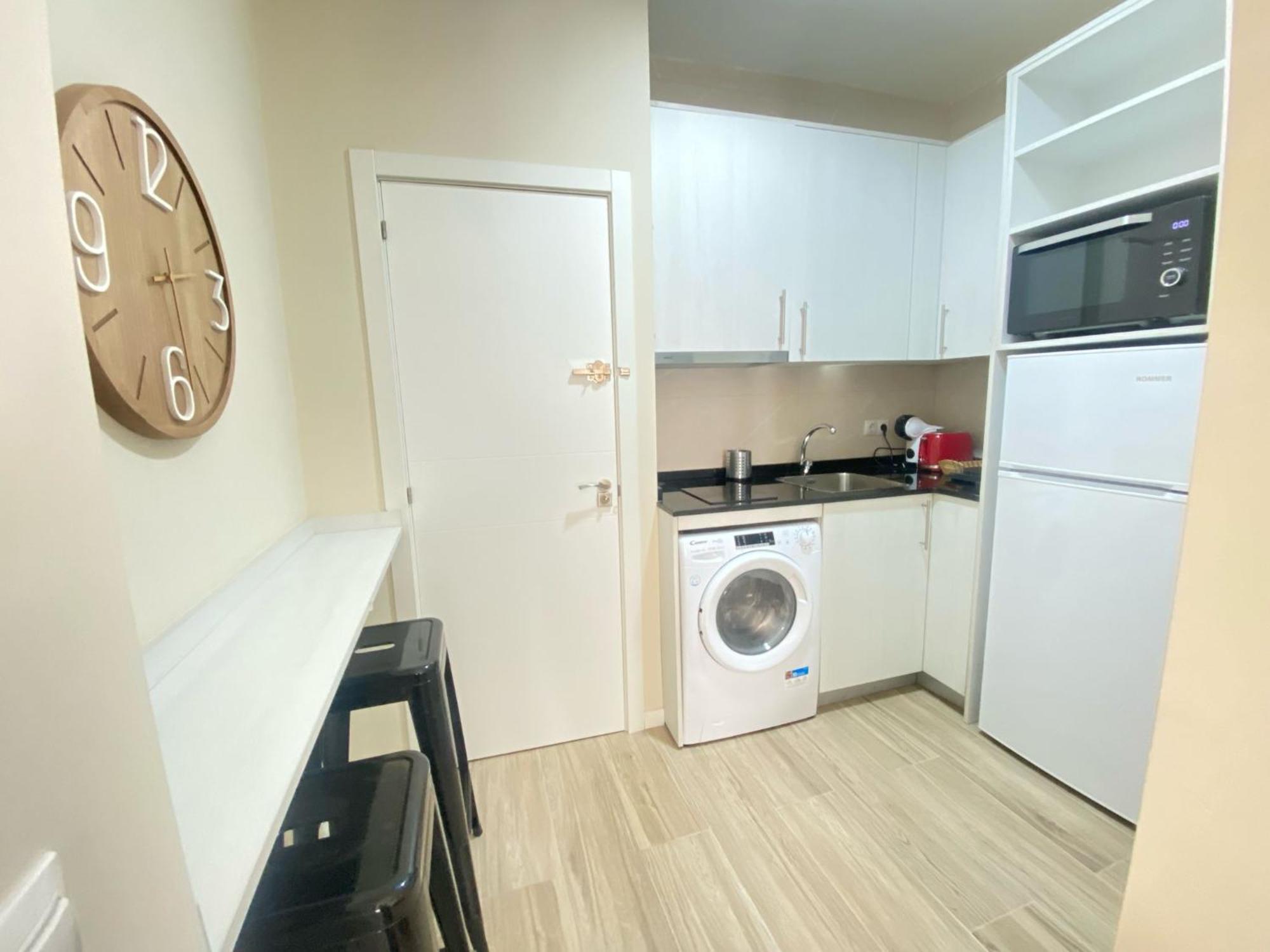 Estudios Gran Via Apartment Madrid